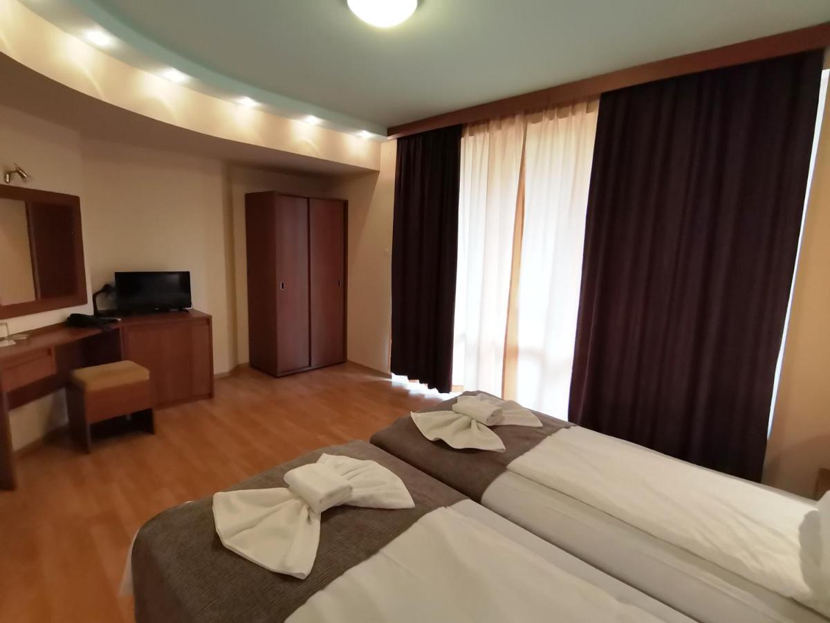 Paris Hotel Balchik Ngoại thất bức ảnh