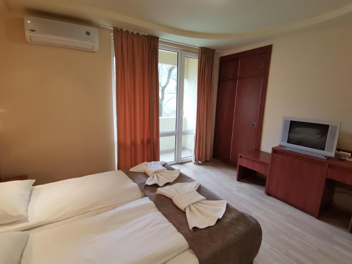 Paris Hotel Balchik Ngoại thất bức ảnh