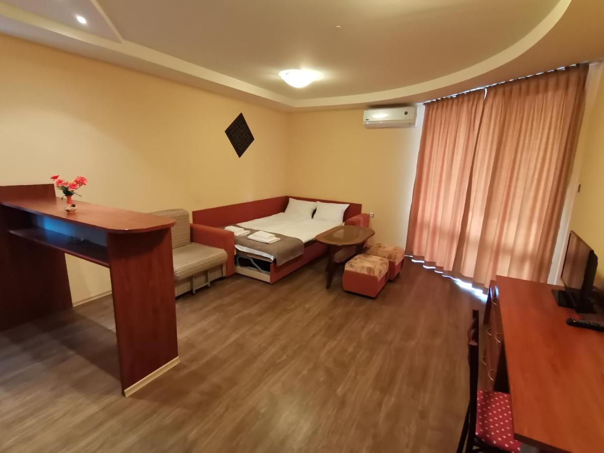 Paris Hotel Balchik Ngoại thất bức ảnh