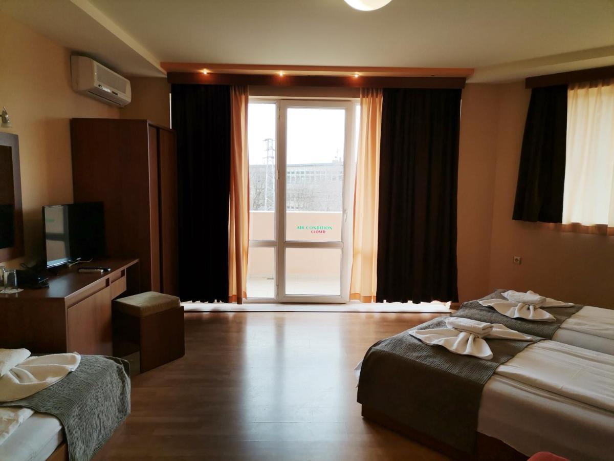 Paris Hotel Balchik Ngoại thất bức ảnh