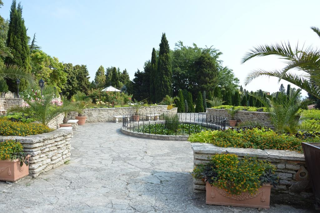 Paris Hotel Balchik Ngoại thất bức ảnh