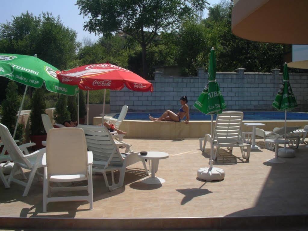 Paris Hotel Balchik Ngoại thất bức ảnh